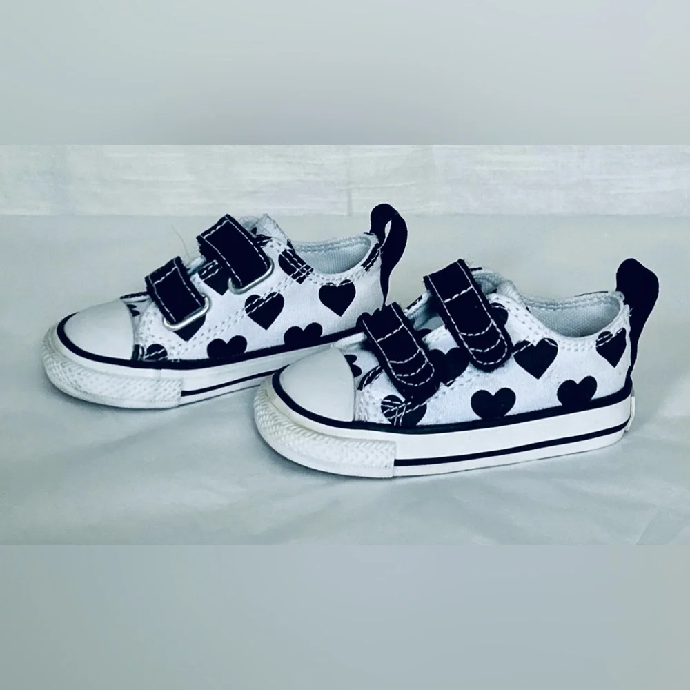 EUC Designer Converse Kids Sneakers Monochrome Girly Black and White with Hearts